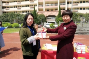 跟身價(jià)過(guò)億董事長(zhǎng)聊天：為什么讀書(shū)很爛的人也能賺大錢？